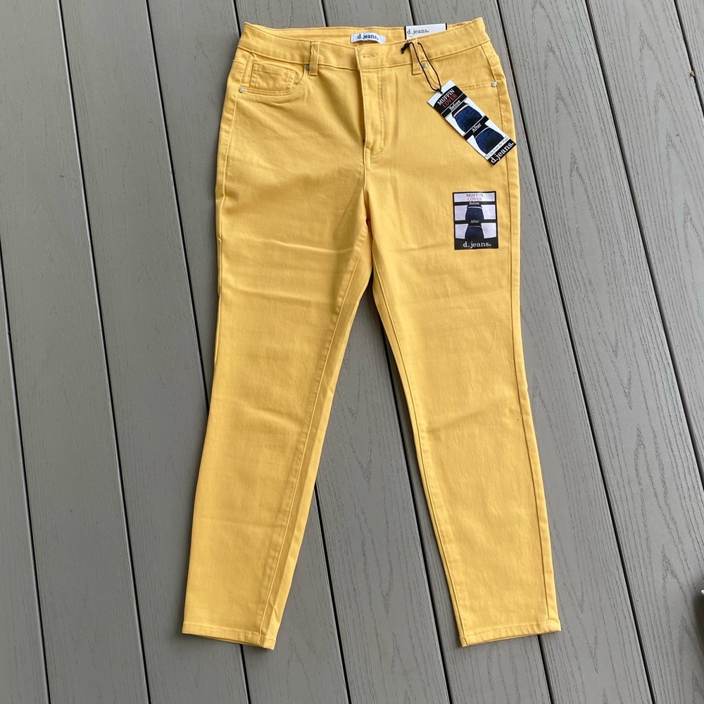 d. jeans Yellow Muffin Cover Jeans